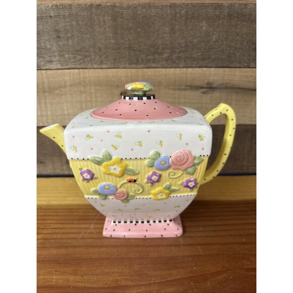 Mary Engelbreit Square Teapot Meadow Pastel Flowers Yellow Stripe In Box -flaw - Picture 1 of 10
